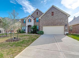 907 River Delta Ln, Rosenberg, TX 77469