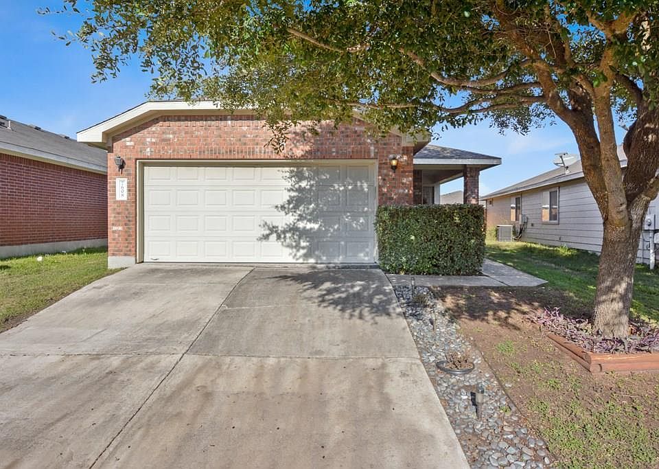 2nd image of 7608 Cayenne Ln