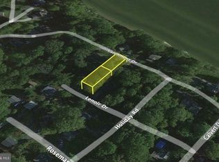 5143 Lenoir Dr, Chesapeake Beach, MD 20732