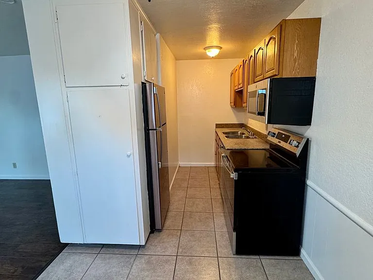 3222 2nd Ave — Photo 9