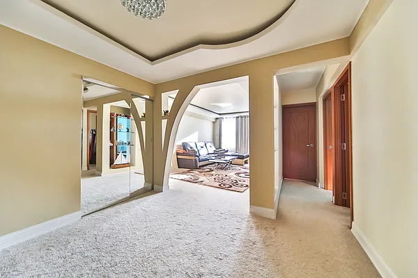 Sold by Remax Edge | media 10