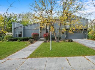 1426 Douglas Ave, Country Club Hills, IL 60422