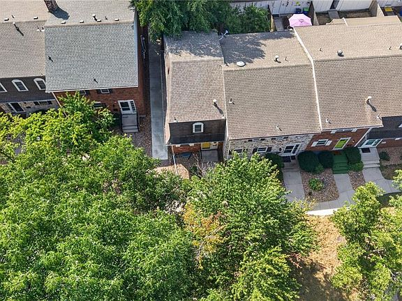 4th image of 9553 Perry Ln