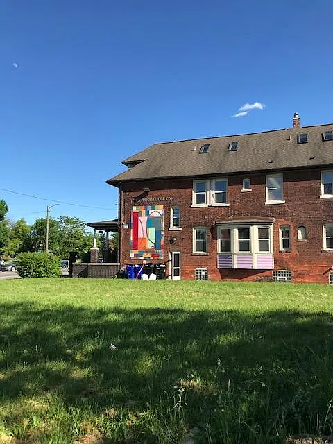 4837 Trumbull St — Photo 3