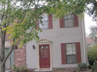 165 Chippenham Ct, Piscataway, NJ 08854