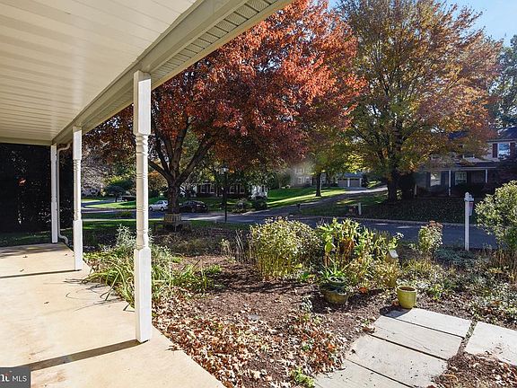 2nd image of 7211 Grinnell Dr