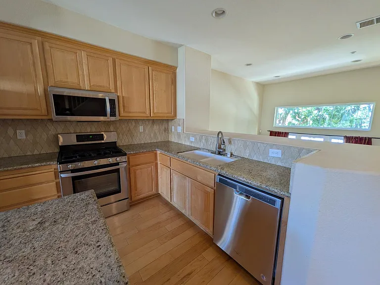 4086 Crandall Cir #4086 — Photo 18