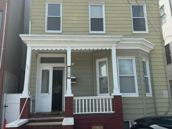 107 Poplar St Floor 2, Jersey City, NJ 07307