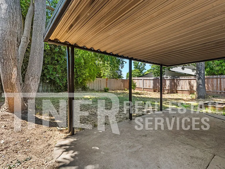 8912 Lanier Way — Photo 4