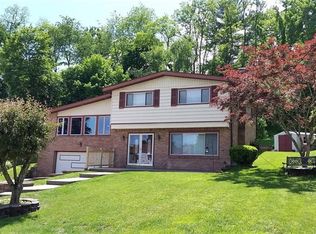 1206 Holy Cross Dr, Monroeville, PA