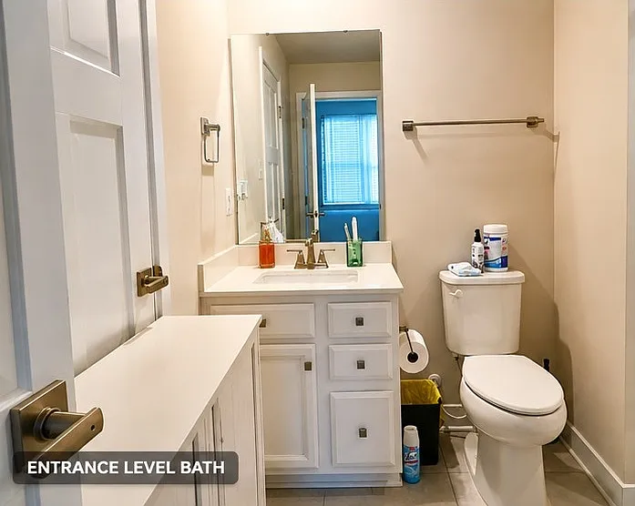 4 bed, 3.5 bath, 2280 sqft, $3,100 — Photo 4