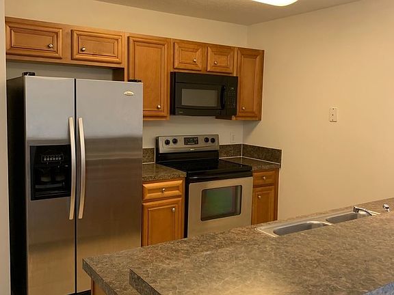 2nd image of 6880 Skaff Ave Unit 11