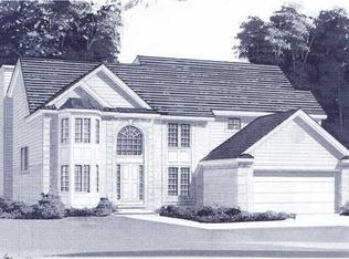 40553 Riverbend Dr, Sterling Heights, MI 48310