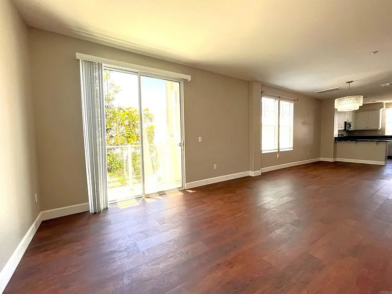 820 Harbor Cliff Way #260 — Photo 13