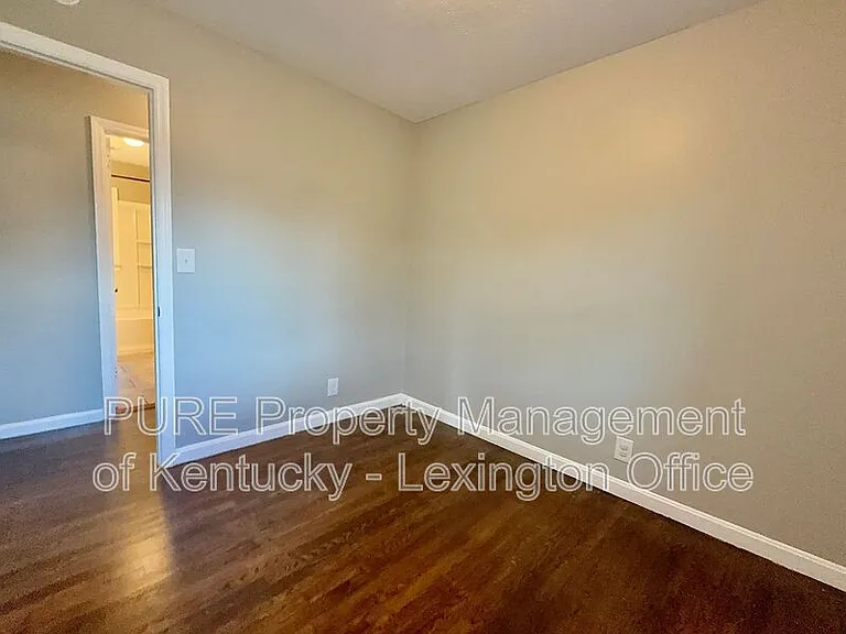 328 Harvard Dr — Photo 15