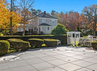 183 Sandwich Rd, Bourne, MA 02532