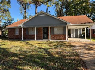 5176 Sea Shore Rd, Memphis, TN 38109