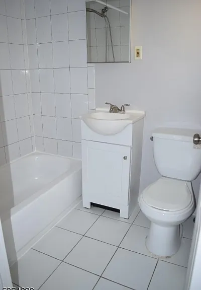 112B Minnehaha Blvd — Photo 10