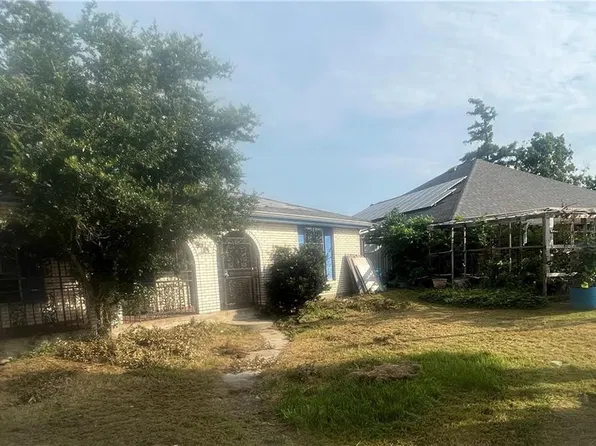 4910 Strasbourg Pl, New Orleans, LA 70129