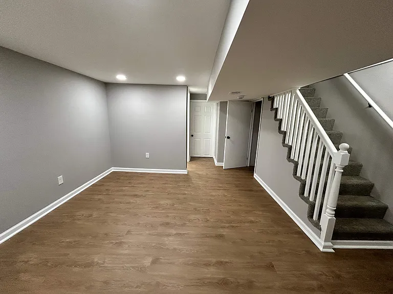 7850 Eastdale Rd — Photo 29