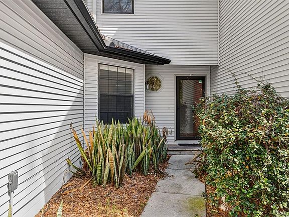 2nd image of 809 NW 42nd Ter