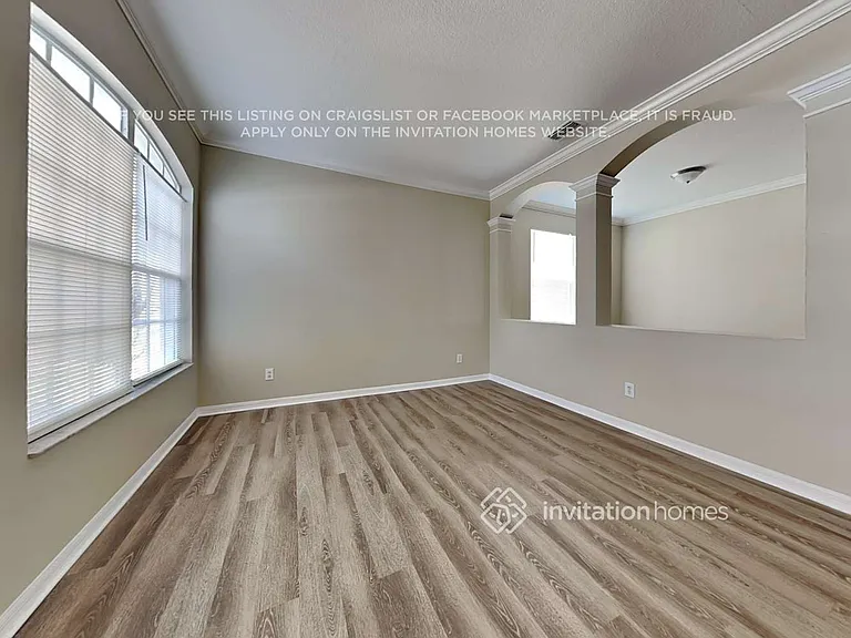 17011 Falconridge Rd — Photo 6