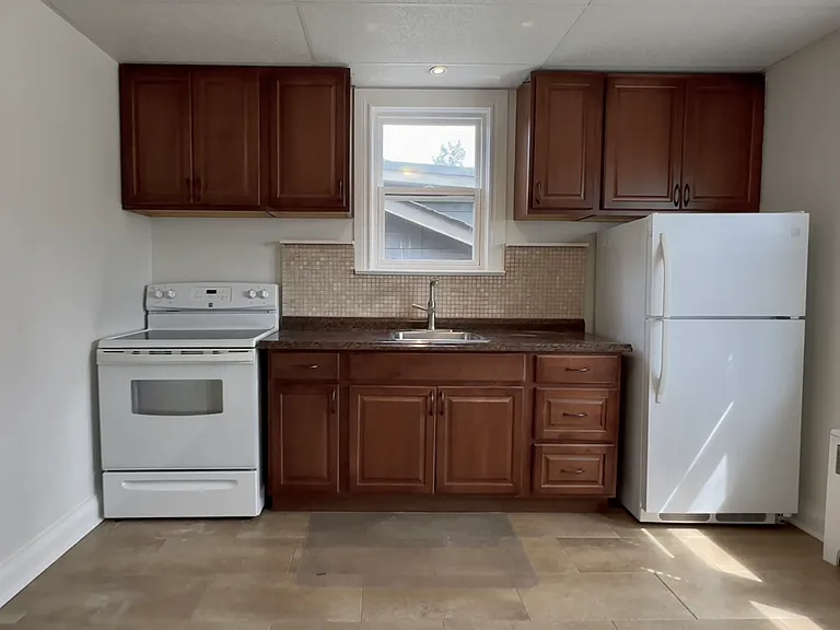 5-41 Arcadian Cir #5 — Photo 9