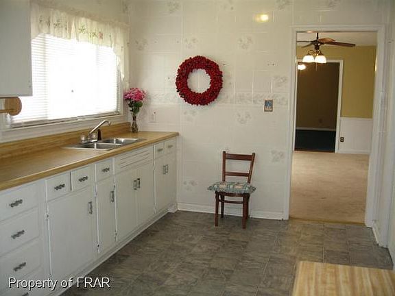 3rd image of 502 Grafton Ave