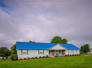 1 Northern Dancer Dr, Milton, WV 25541