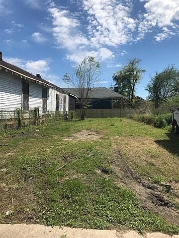 1st image of 4227 Hollygrove St