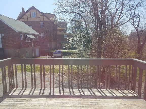 3rd image of 4155 Saint Lawrence Ave