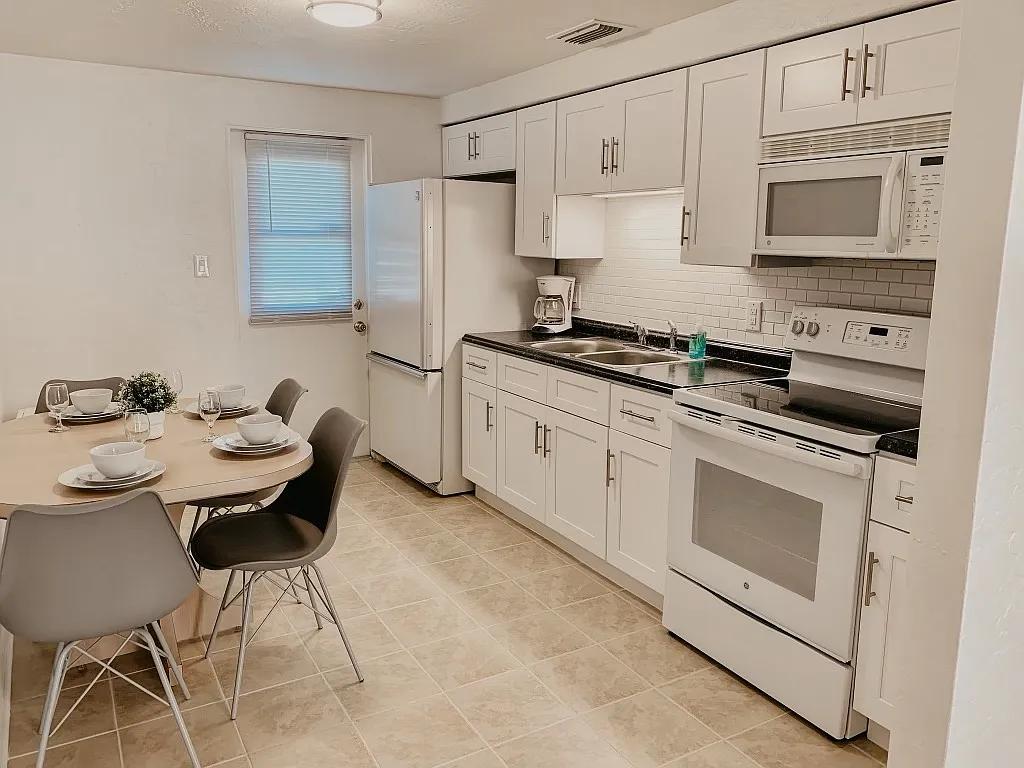Bradenton Four Plex — Photo 2