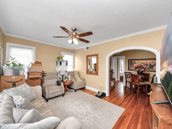 4th image of 505 W Polk St APT 3