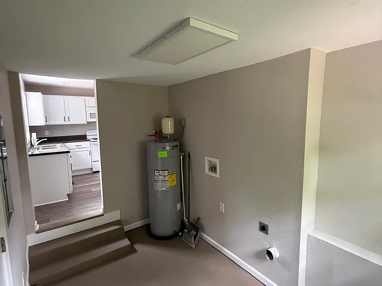Laundry / Utility room