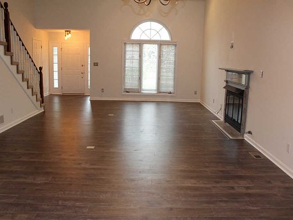 4th image of 1730 Dove Ln