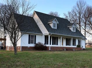 62 Oscar Gilpin Rd, Glasgow, KY 42141