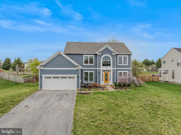 168 Turnberry Dr, Charles Town, WV 25414