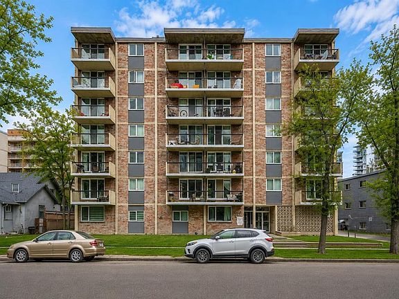2nd image of 1312 S 13th Ave SW #102
