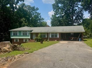 628 Sharondale Ct, Spartanburg, SC 29303