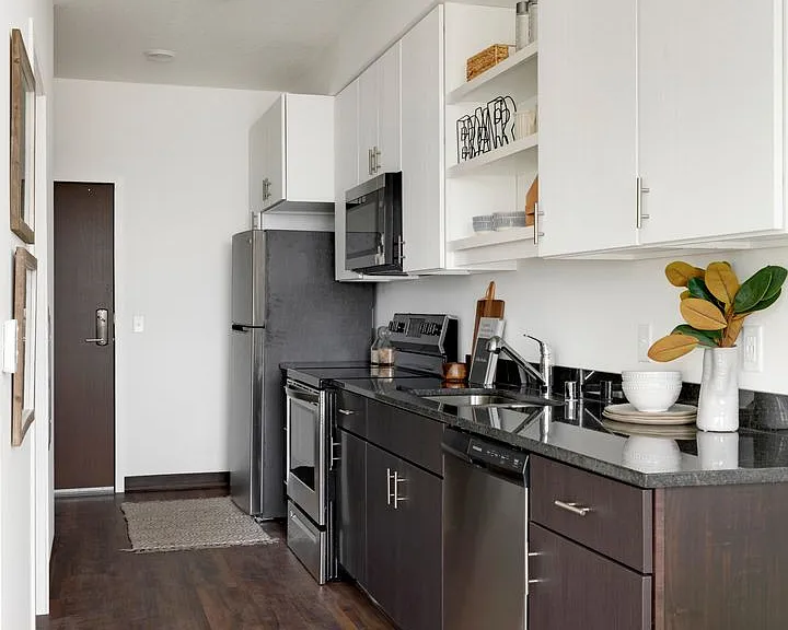 309 Ulysses St NE — Photo 45
