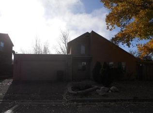 1115 Sunshine Way, Santa Fe, NM 87507