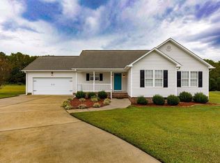 15 Delmar Ct, Fuquay Varina, NC 27526