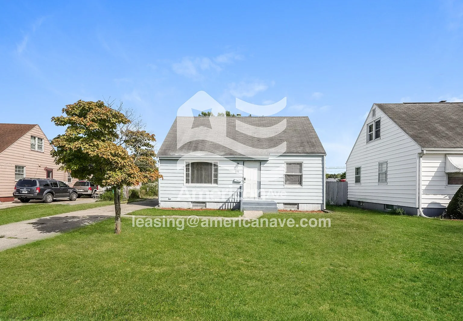 4 bed, 1.0 bath, 1098 sqft, $1,525 — Photo 1