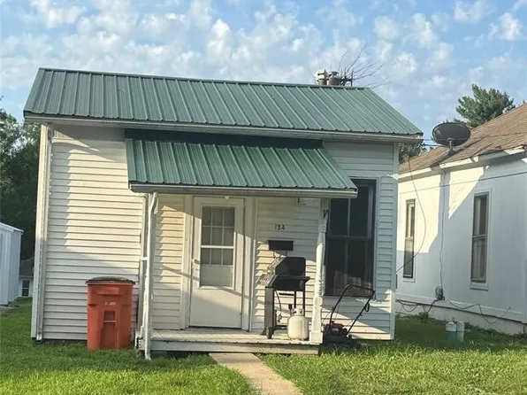 124 E Jefferson St, Vandalia, IL 62471