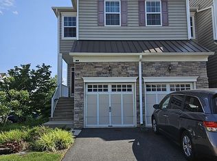 3 Braeburn Dr, Skillman, NJ 08558