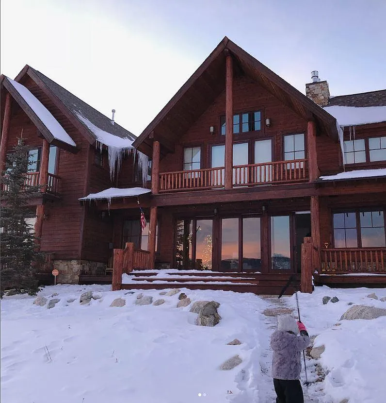 19 Shadow Lake Drive — Photo 4
