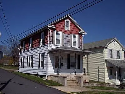 144 Hanover St photo 1