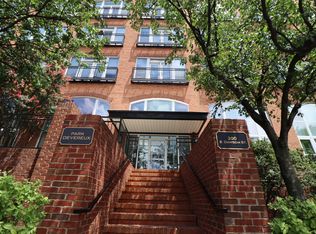 200 S Dawson St APT 304, Raleigh, NC 27601