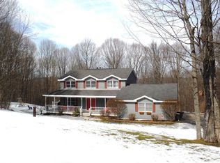 43 Sweet Briar Ln, Oneonta, NY 13820