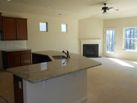 4th image of 141 Stone Manor Ct
